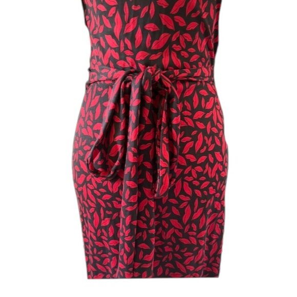 Diane von Furstenberg DVF Iconic Kiss Gildred Black Red Lip Wrap Silk Dress Sz 8 - Picture 12 of 16